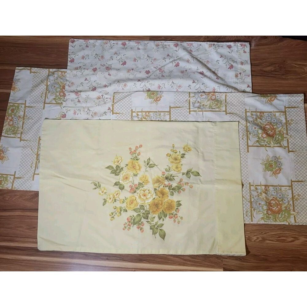 VTG Lot Of 4 Floral Pillowcases Cannon Dan River Yellow Pink Retro 60s 70s Boho